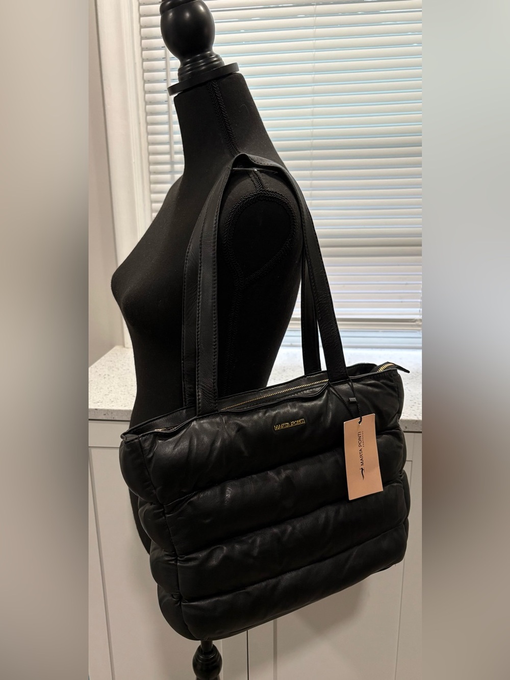 NWT Marta Ponti Portugal Puffer Quilted Leather Bag in Sleek Black